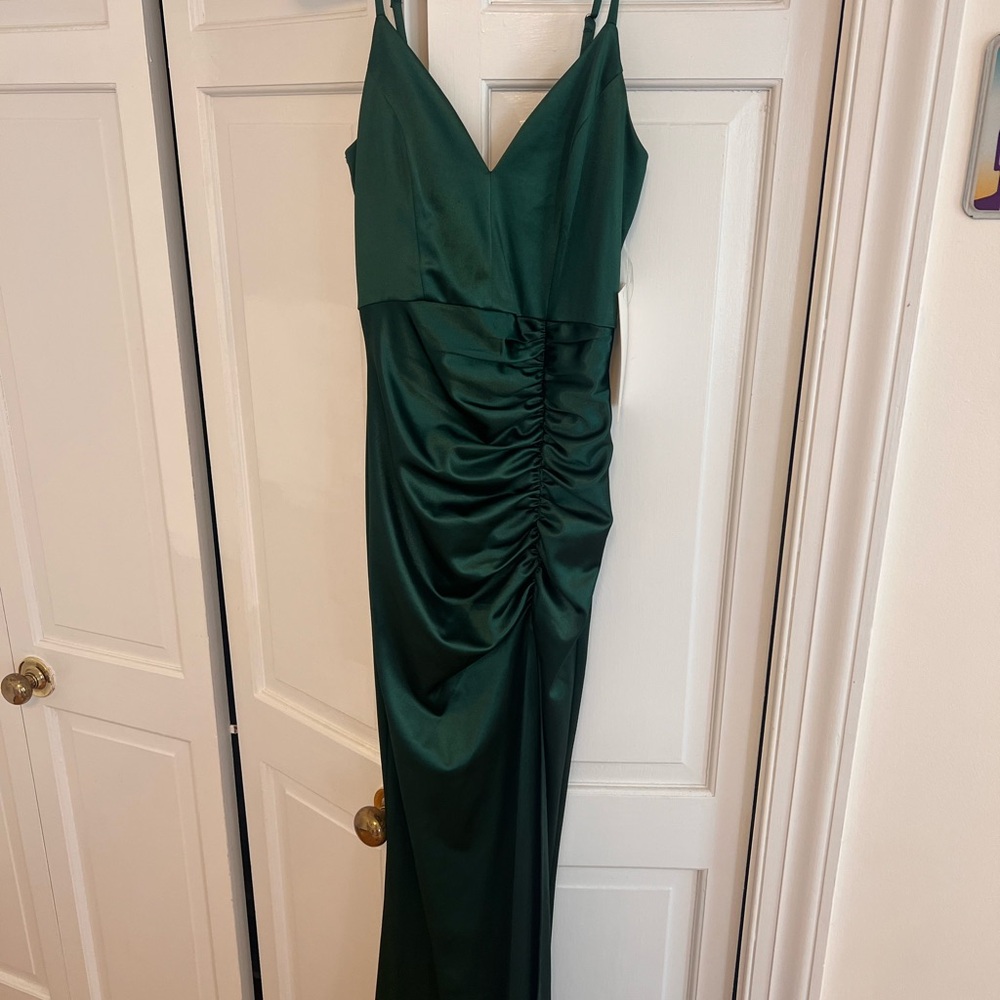 Elegant Green Evening Dress
